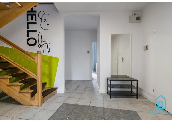 Milkyway - 15 Min To Old Town 홈스테이 *